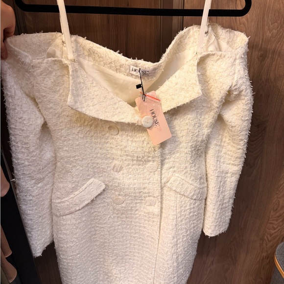 House of CB “Nia” Elegant White Long-Sleeve Structured Dress/Blazer With Tag - Picture 13 of 15